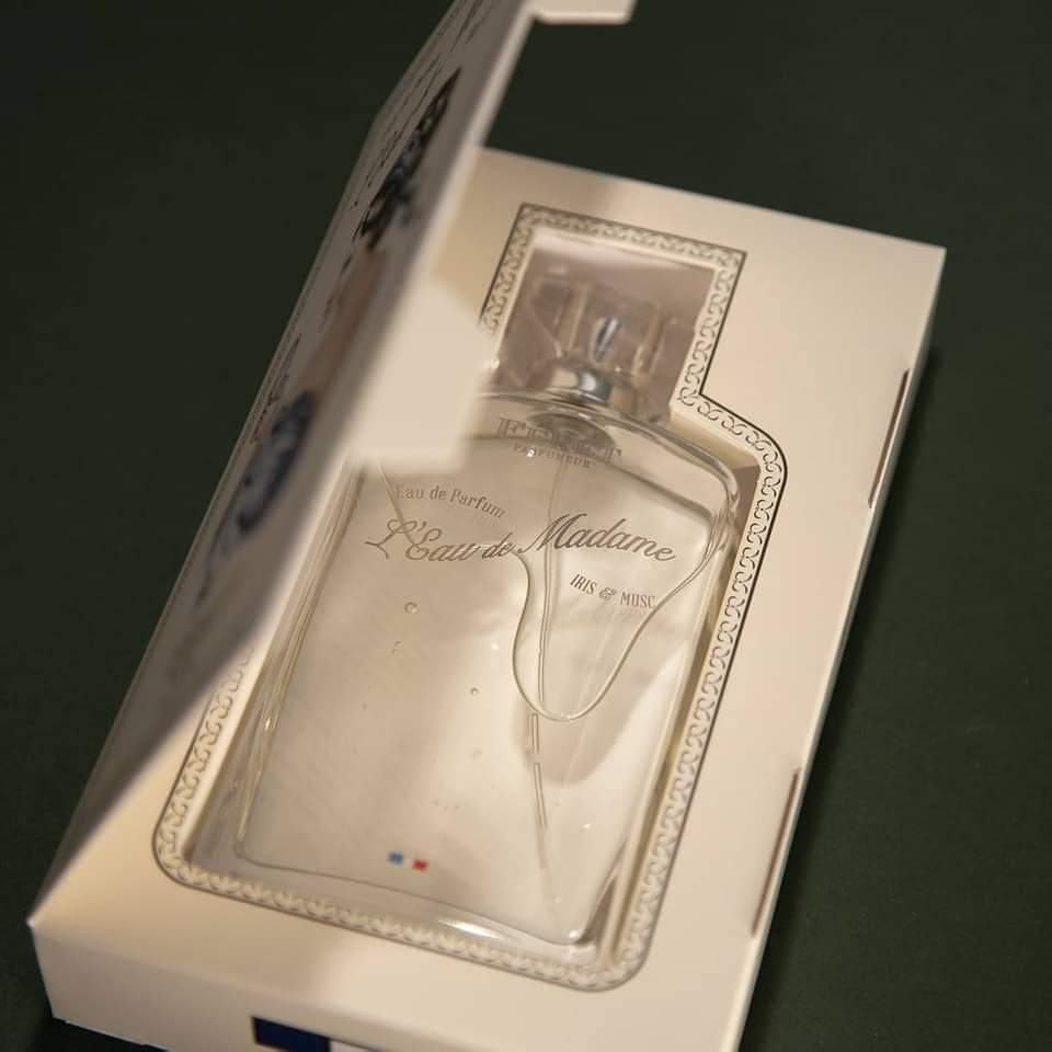 Eau de Madame Iris & Musc - Bloom Perfumery London