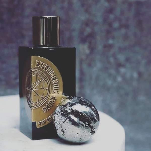 Experimentum Crucis