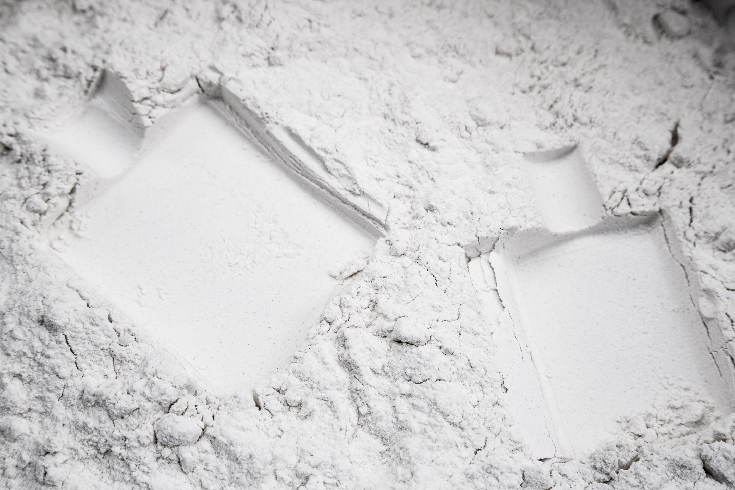 Powdery nuances